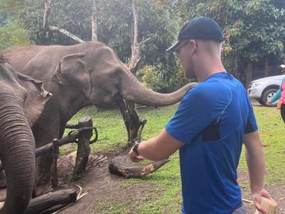 Teacher &Voluntrees Christliche Deutsche Schule Chiang Mai <CDSC> | Chiang Mai Trekking | Le meilleur trekking à Chiang Mai avec Piroon Nantaya